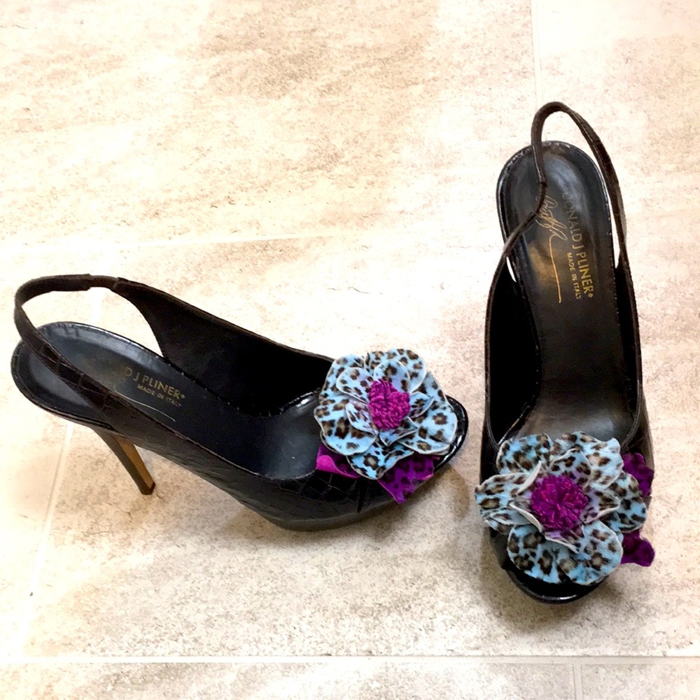 Donald Pliner Couture  Croc Floral Peep Toe Slingback Heels 9 Italy